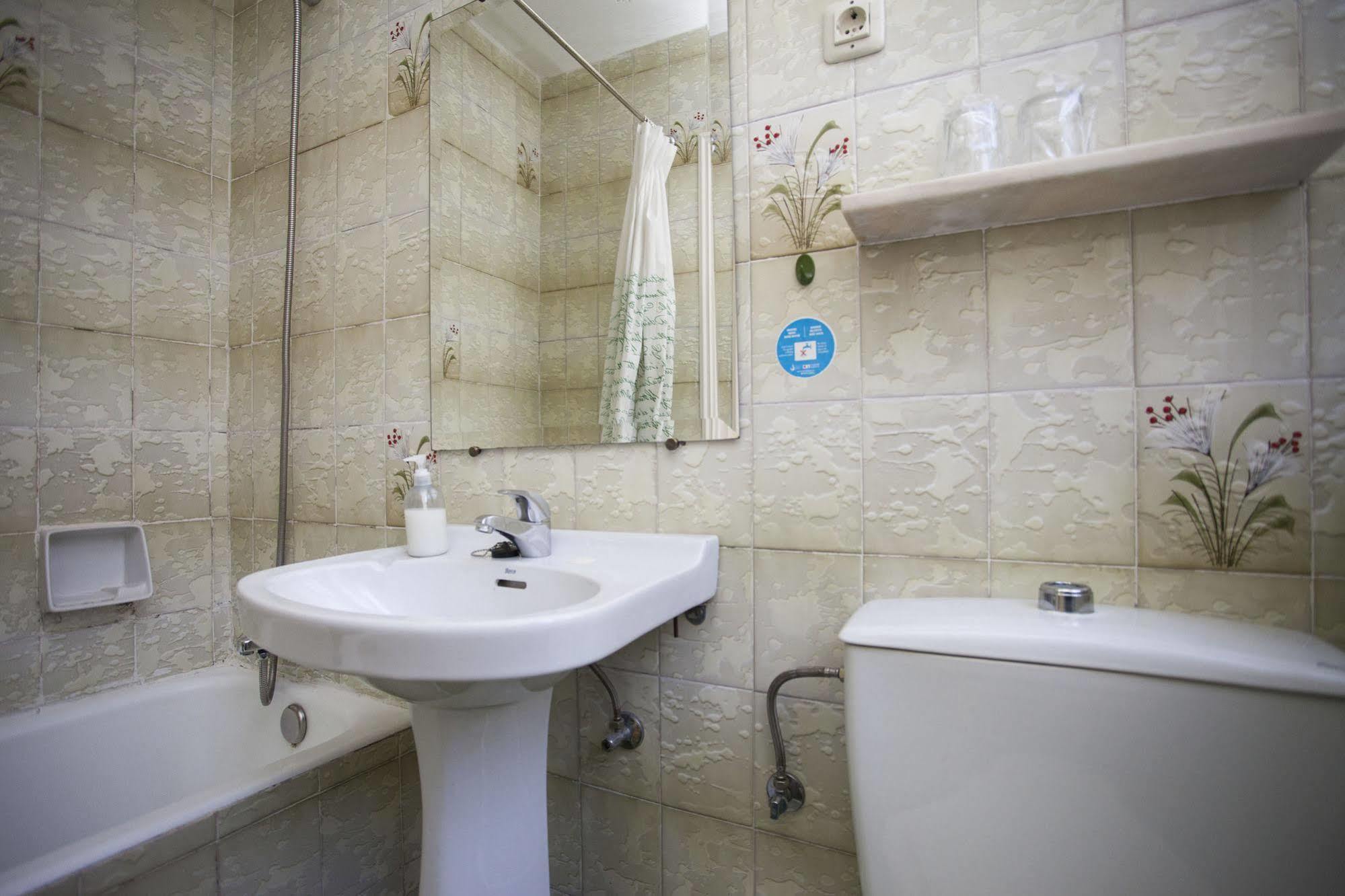 Armesto Rooms Μαδρίτη Εξωτερικό φωτογραφία